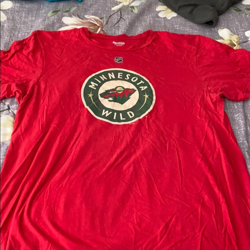 Nino Niederreiter #22 Minnesota Wild shirt